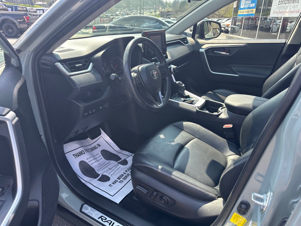 2020 Toyota Rav4 Image 18