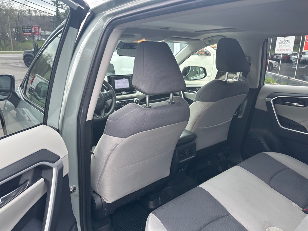 2019 Toyota Rav4 Image 14