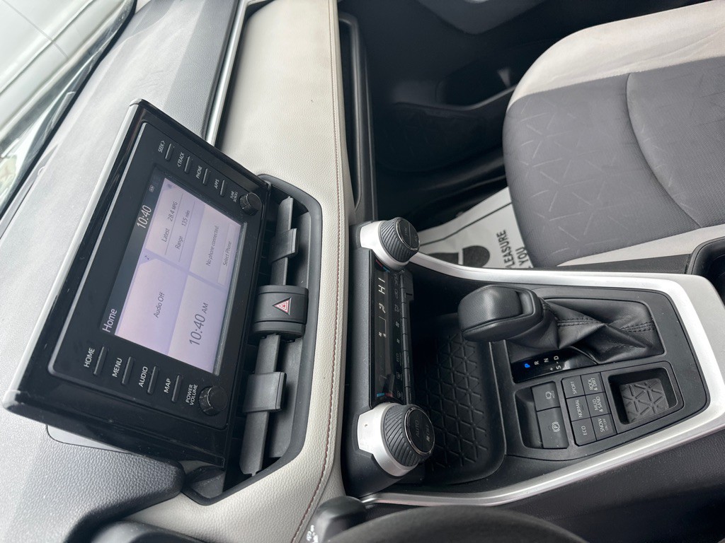 2019 Toyota Rav4 Image 17