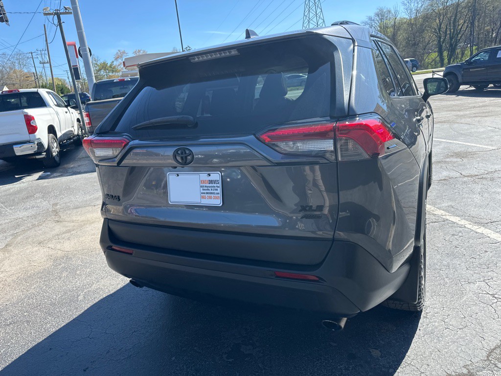 2019 Toyota Rav4 Image 3