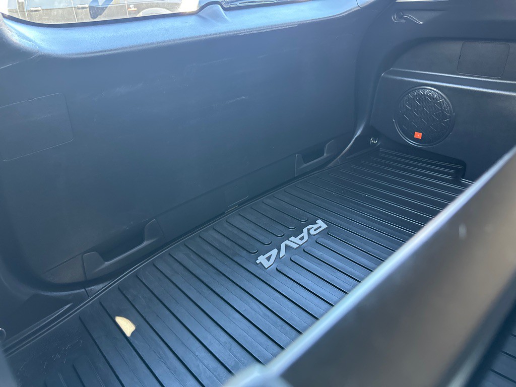 2019 Toyota Rav4 Image 11