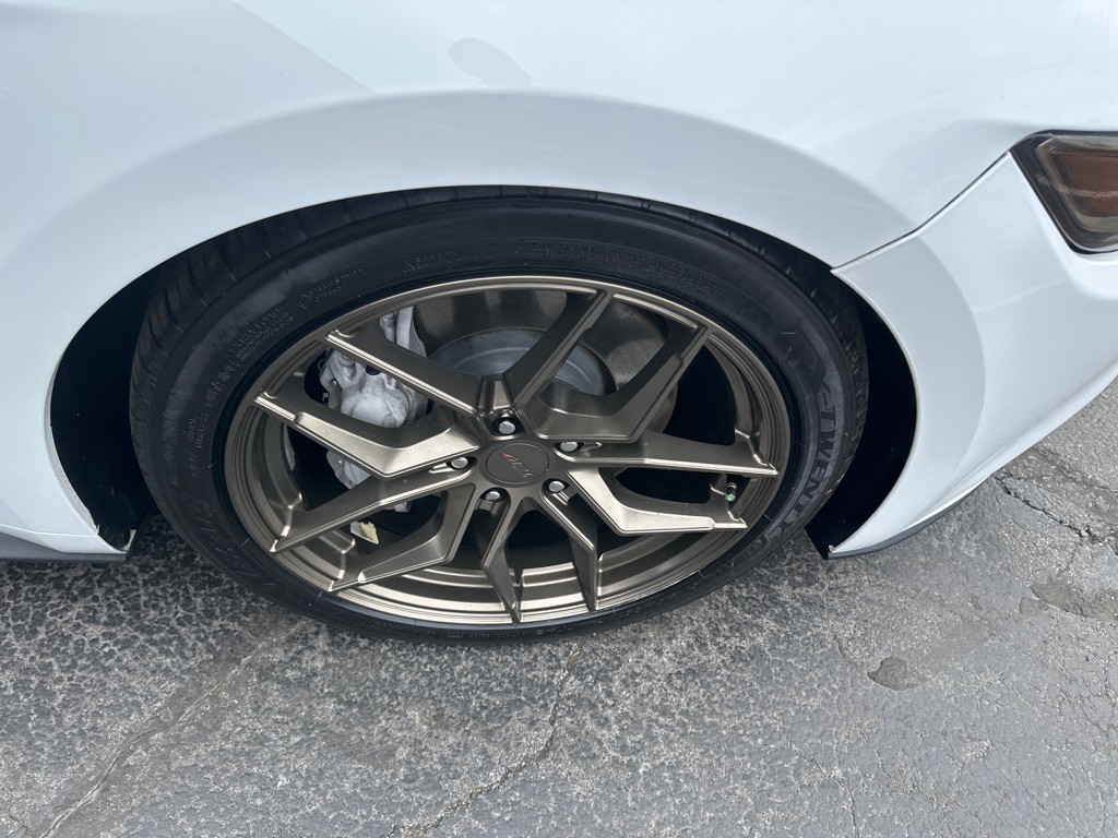 2017 Ford Mustang Image 7