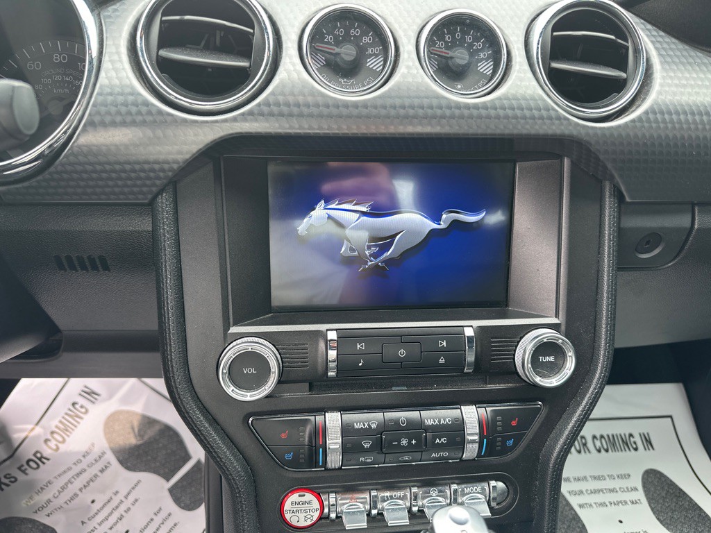 2017 Ford Mustang Image 14