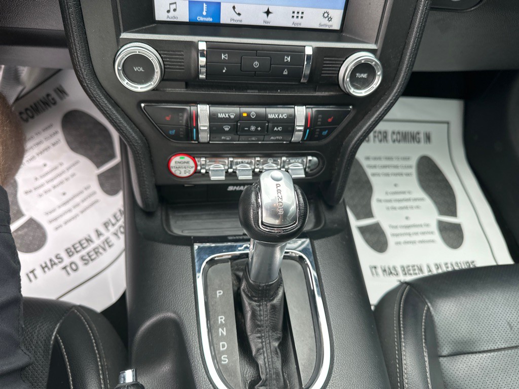 2017 Ford Mustang Image 16