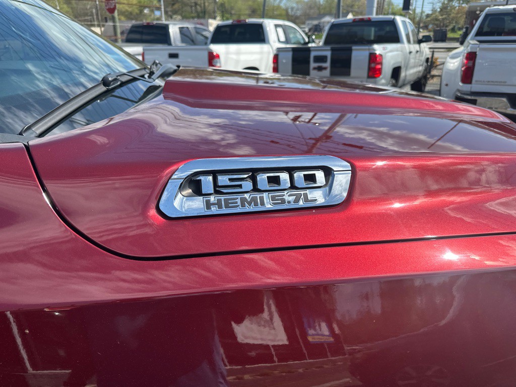 2021 RAM 1500 Image 8