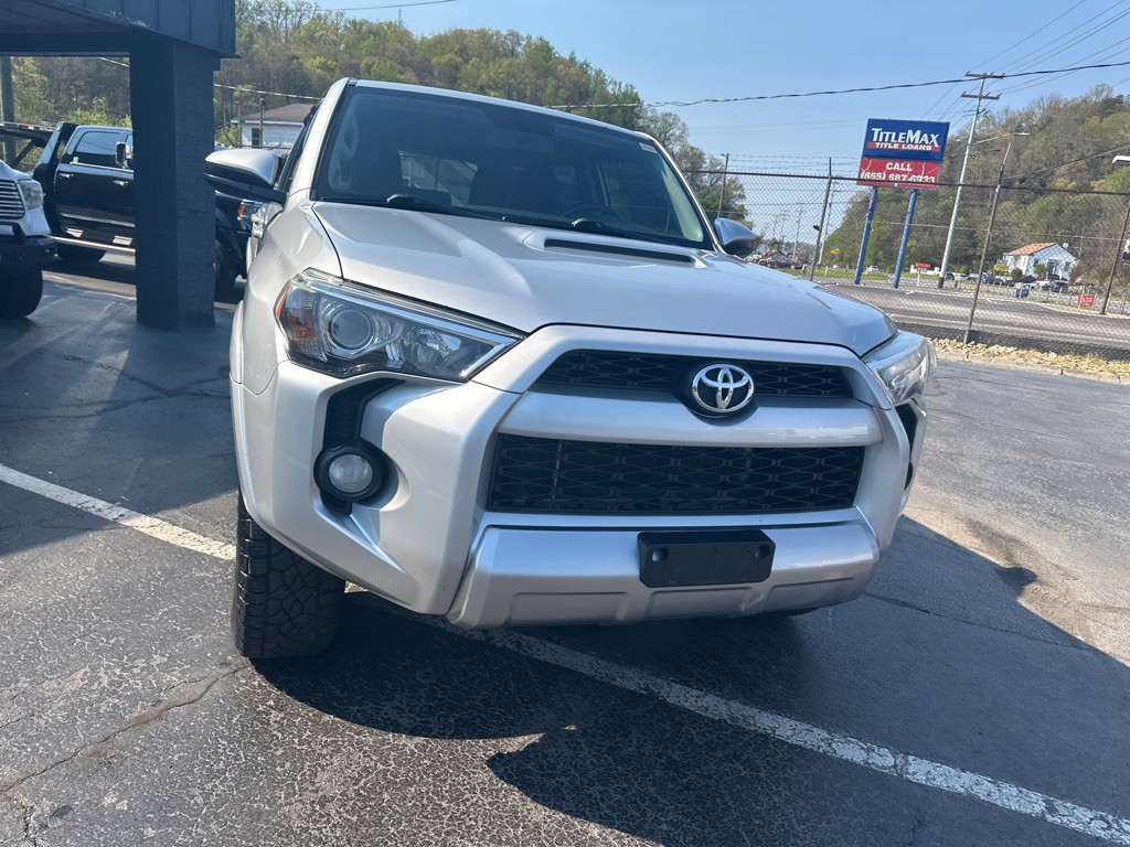 2015 Toyota 4Runner Image 6