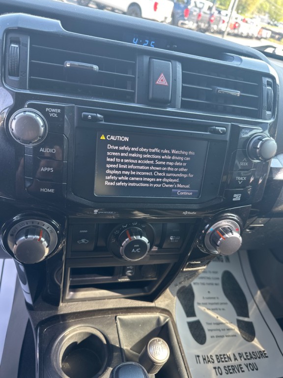 2015 Toyota 4Runner Image 18