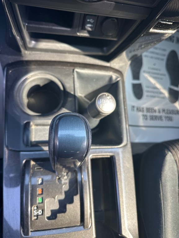 2015 Toyota 4Runner Image 19