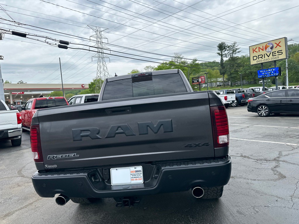 2016 RAM 1500 Image 3