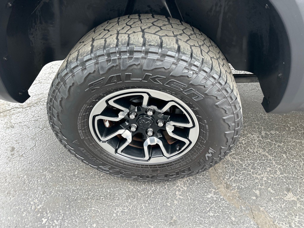 2016 RAM 1500 Image 11