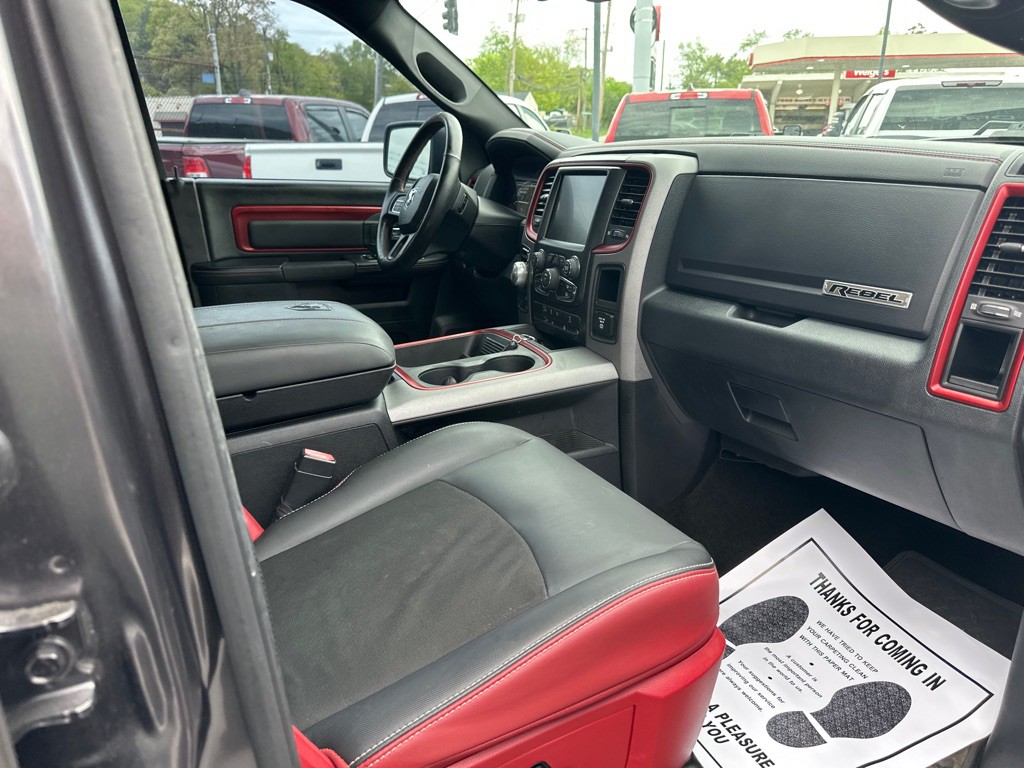 2016 RAM 1500 Image 7
