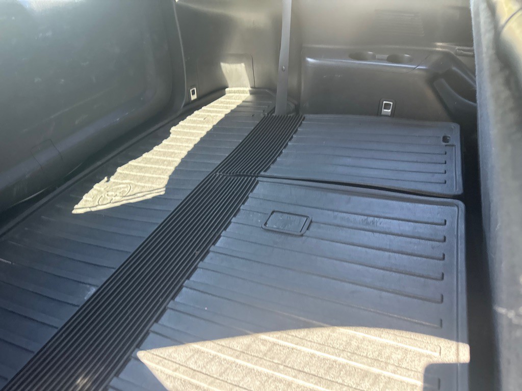 2017 Toyota Highlander Image 12