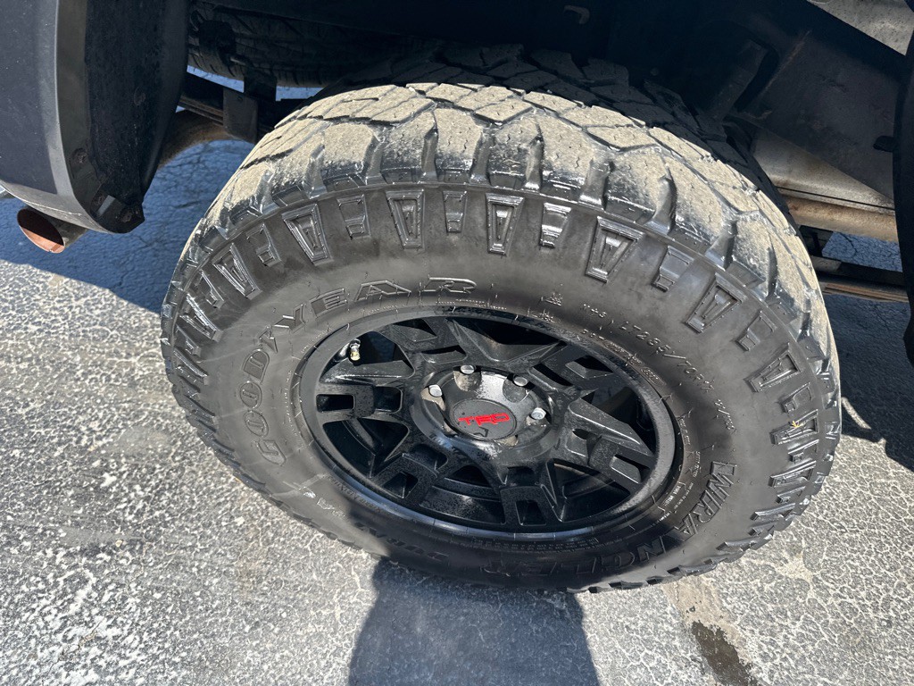 2016 Toyota Tacoma Image 11