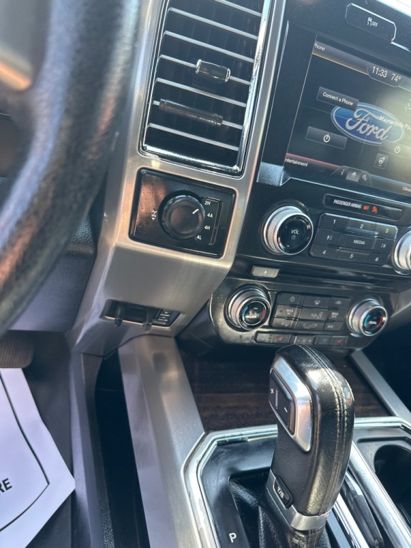 2015 Ford F-150 Image 18