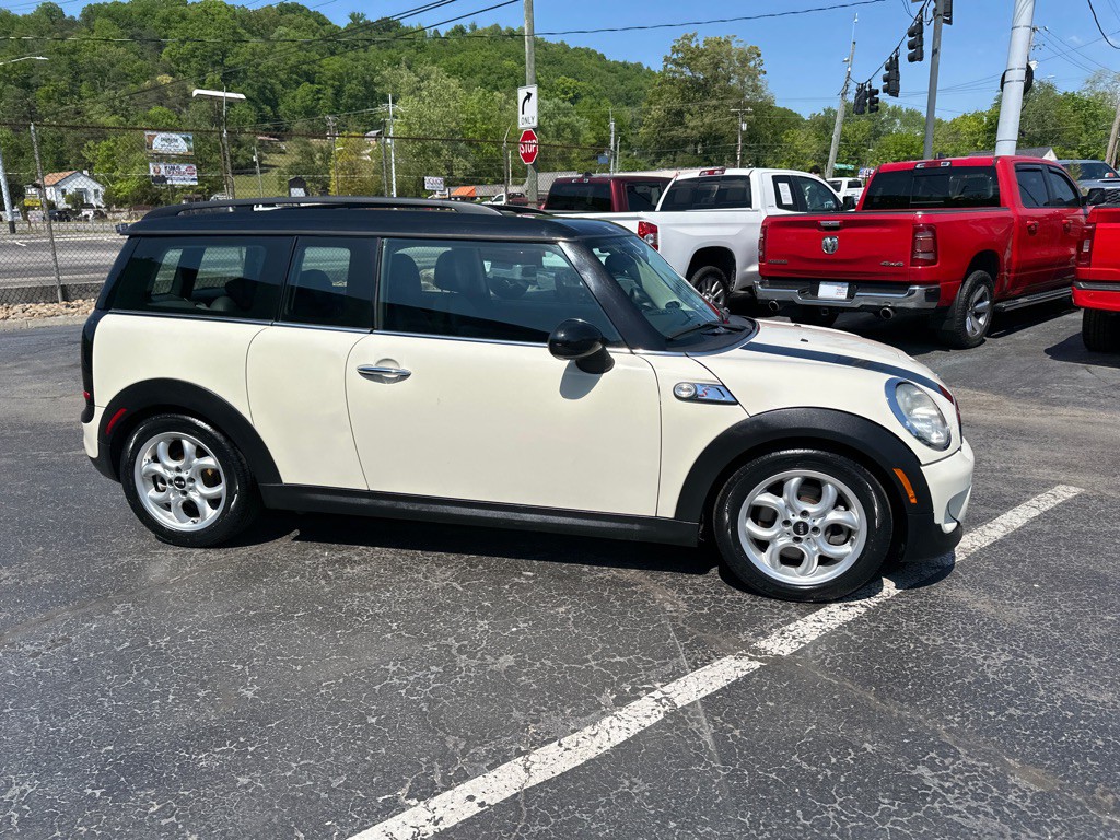 2011 MINI Cooper Image 6