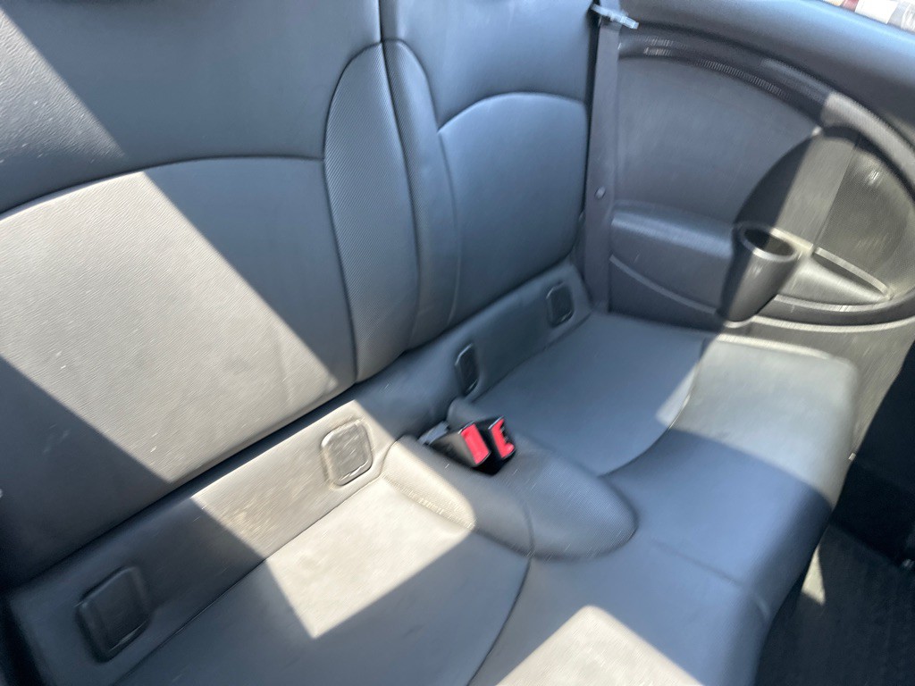 2011 MINI Cooper Image 10