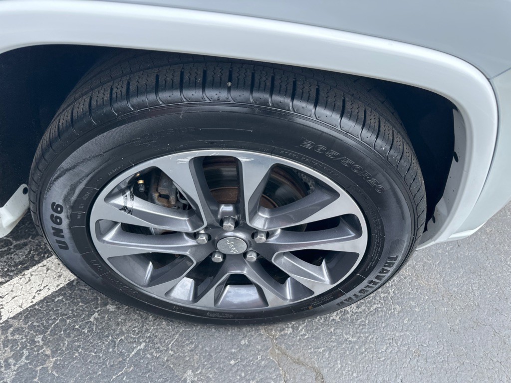 2017 Jeep Grand Cherokee Image 7