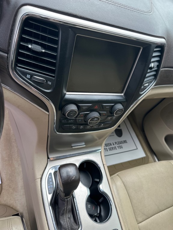 2017 Jeep Grand Cherokee Image 17