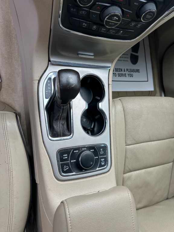 2017 Jeep Grand Cherokee Image 18