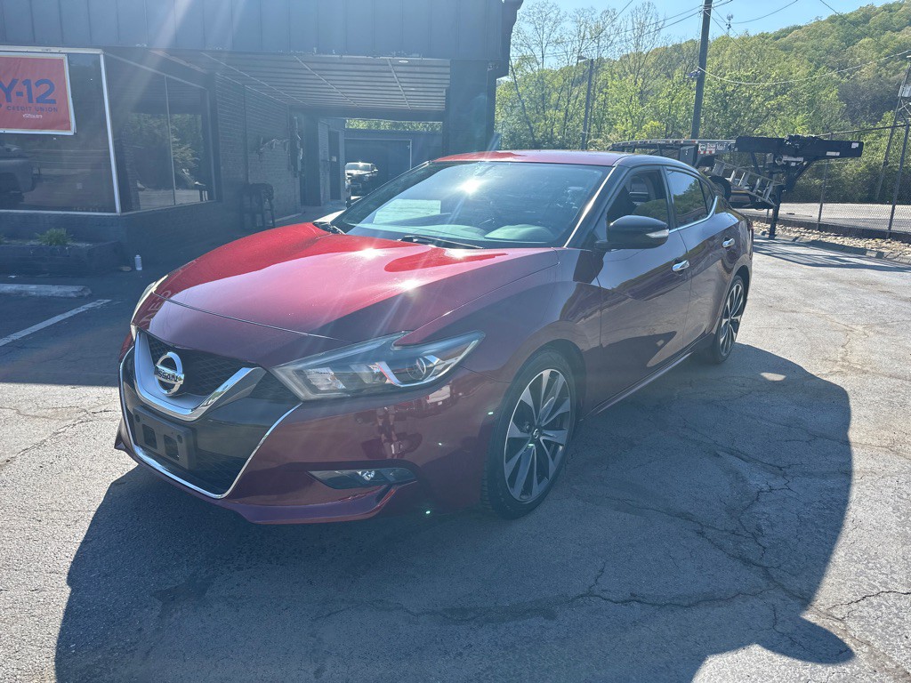 2016 Nissan Maxima Image 1