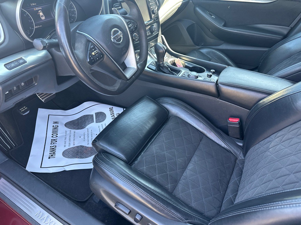 2016 Nissan Maxima Image 13
