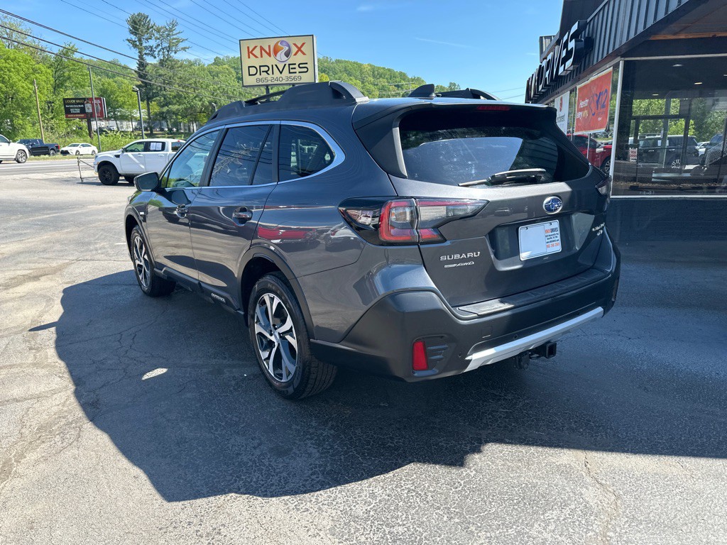 2021 Subaru Outback Image 2