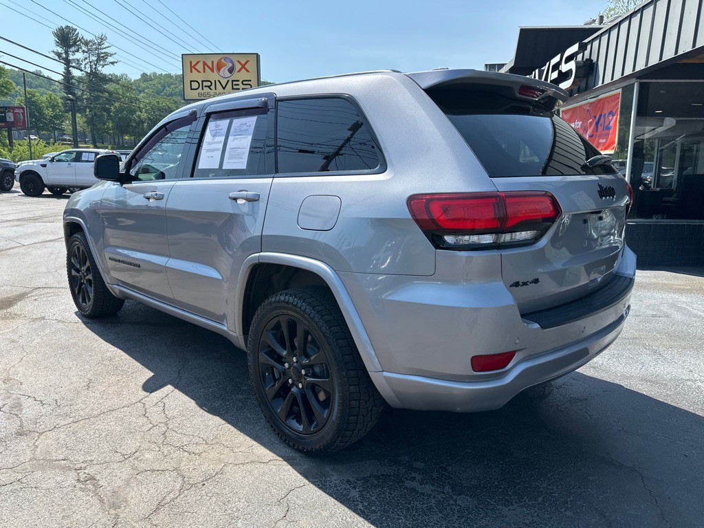 2019 Jeep Grand Cherokee Image 2