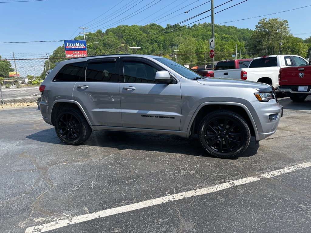 2019 Jeep Grand Cherokee Image 4