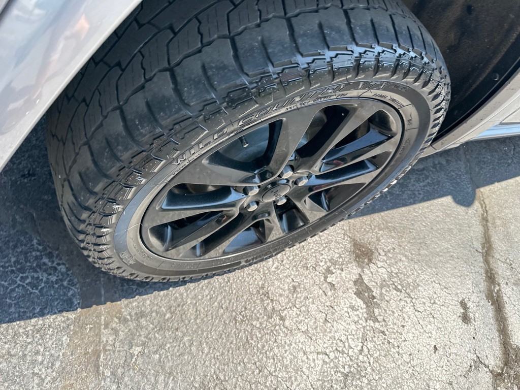 2019 Jeep Grand Cherokee Image 12