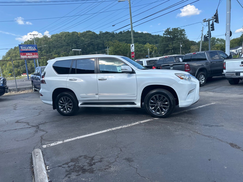 2015 Lexus GX Image 4