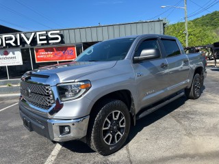 Image for 2018 Toyota Tundra CREWMAX SR5 ID: 7345450