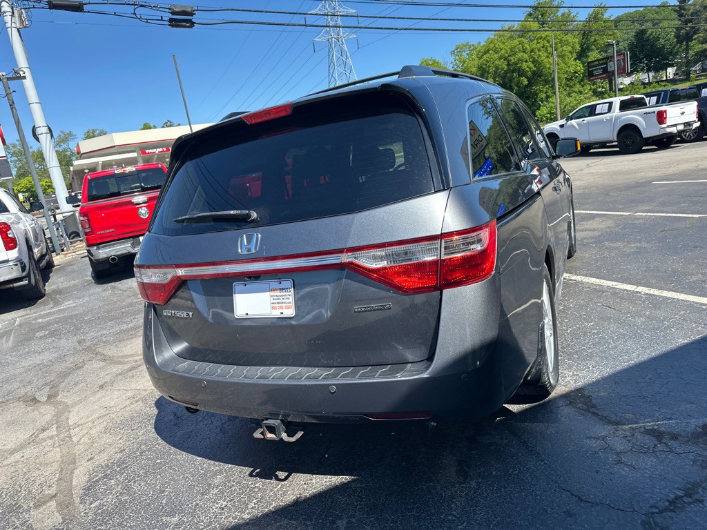2011 Honda Odyssey Image 3