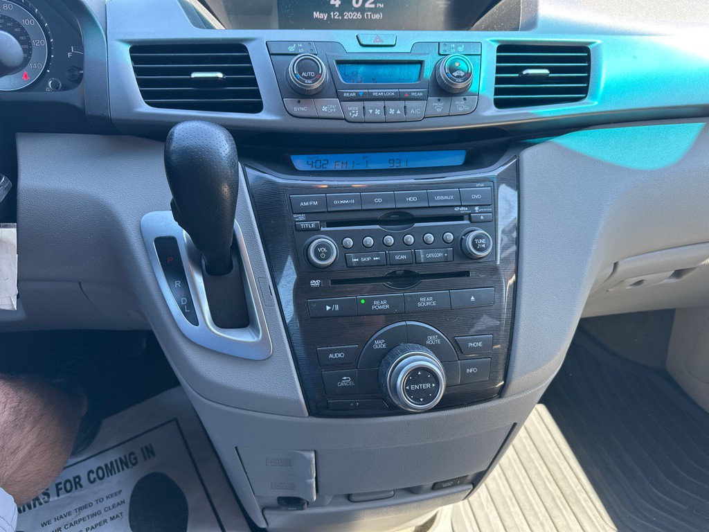 2011 Honda Odyssey Image 18