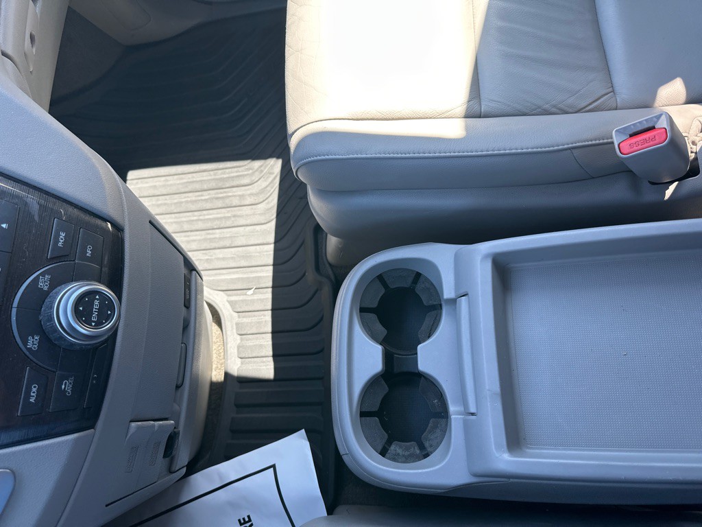 2011 Honda Odyssey Image 21