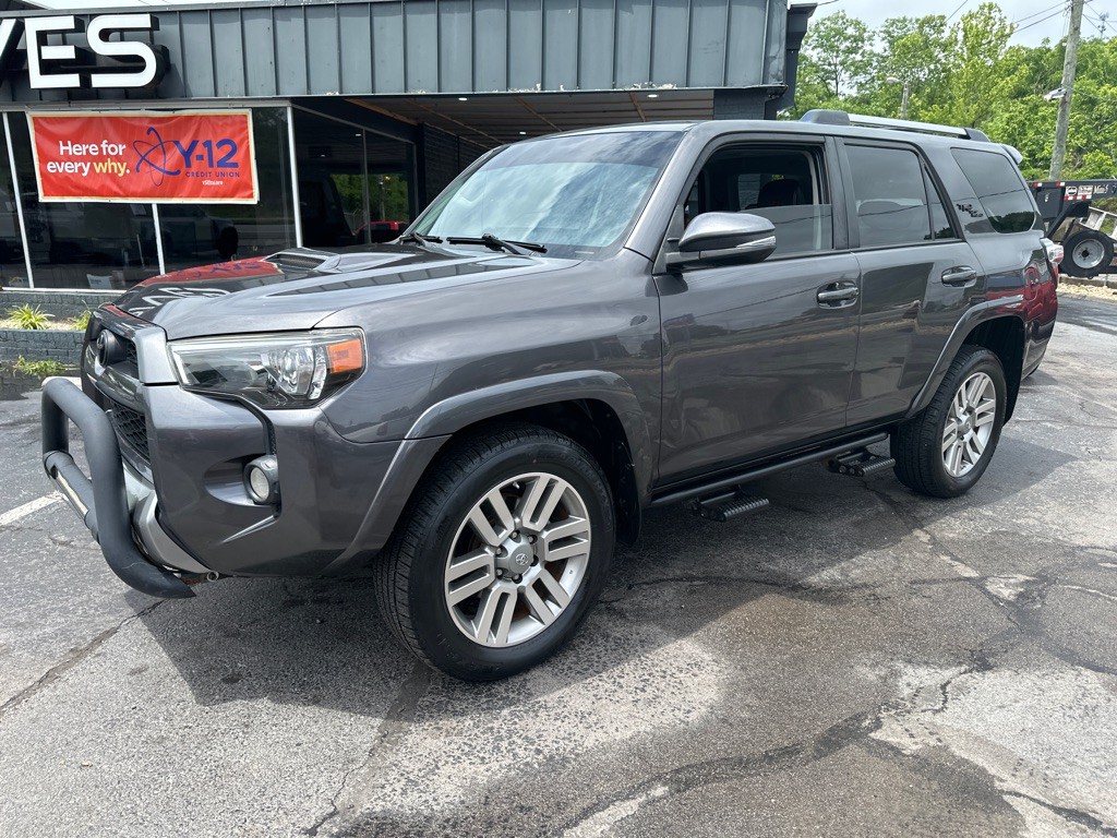 2018 Toyota 4Runner Image 1