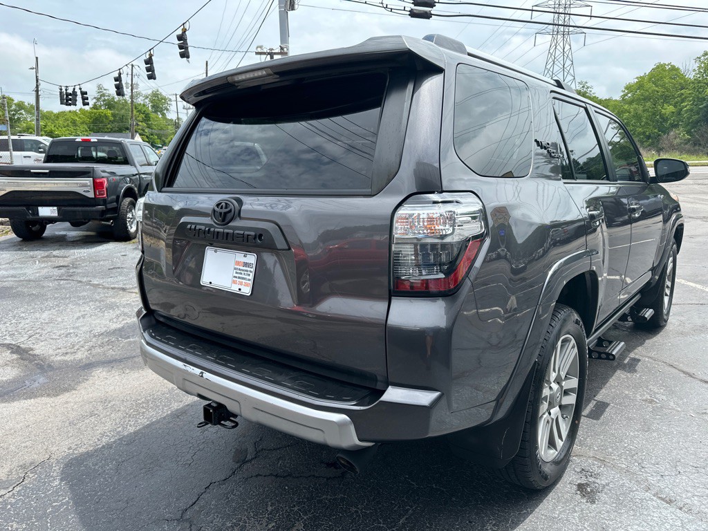 2018 Toyota 4Runner Image 4