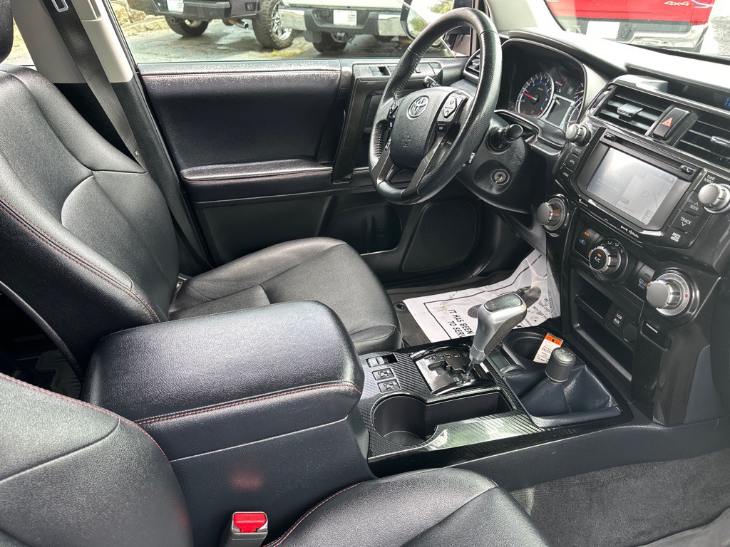 2018 Toyota 4Runner Image 9
