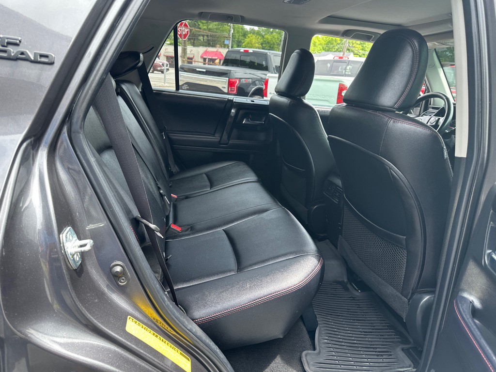 2018 Toyota 4Runner Image 11