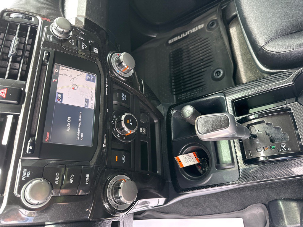 2018 Toyota 4Runner Image 17