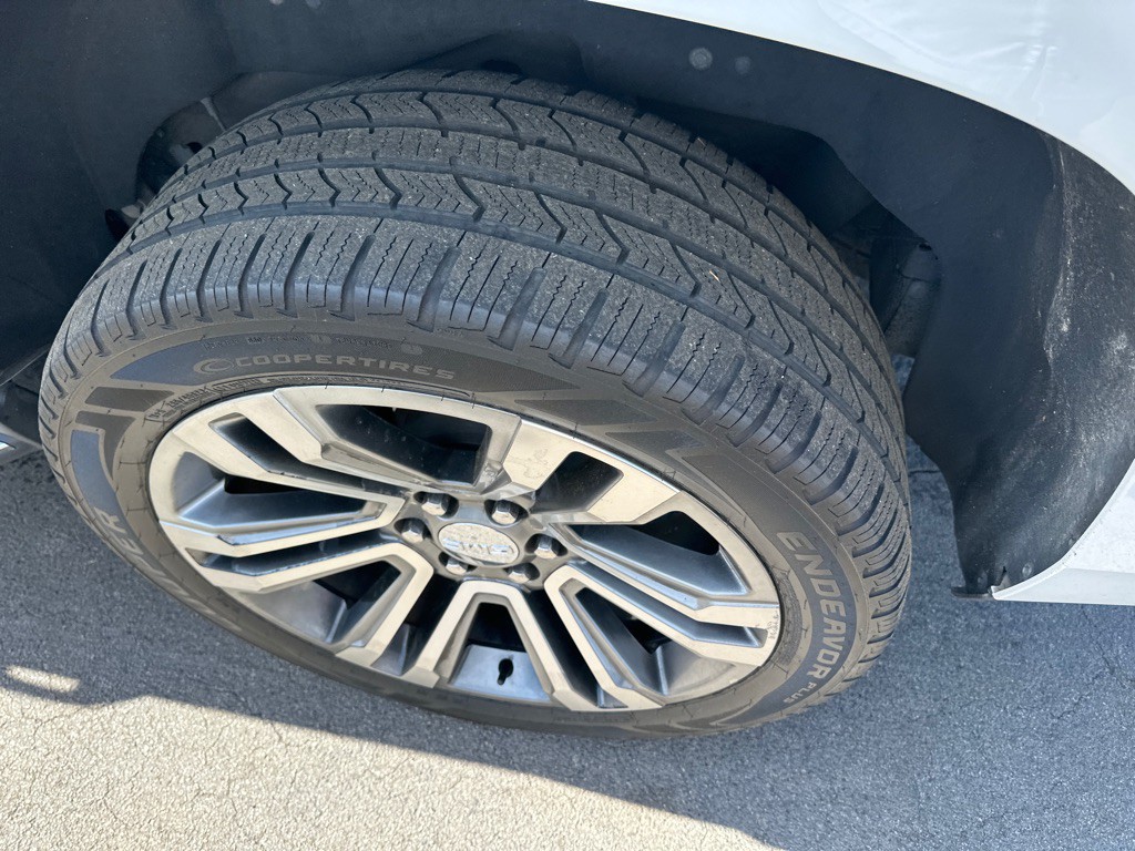 2017 GMC Yukon Image 15