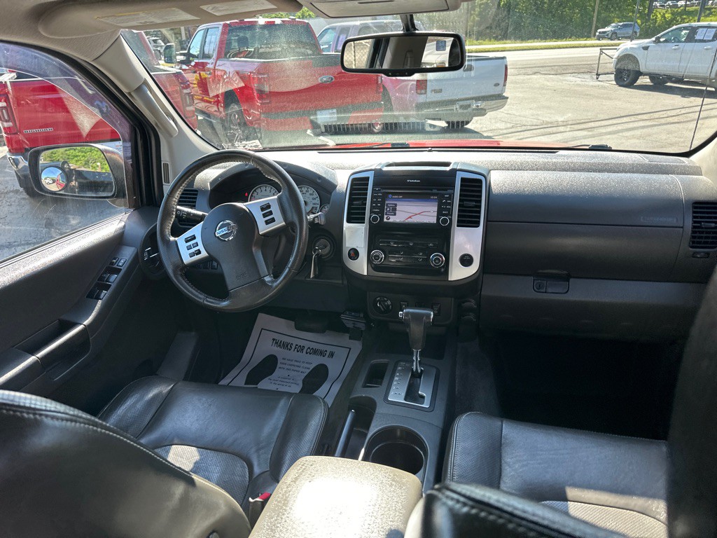 2013 Nissan Xterra Image 11