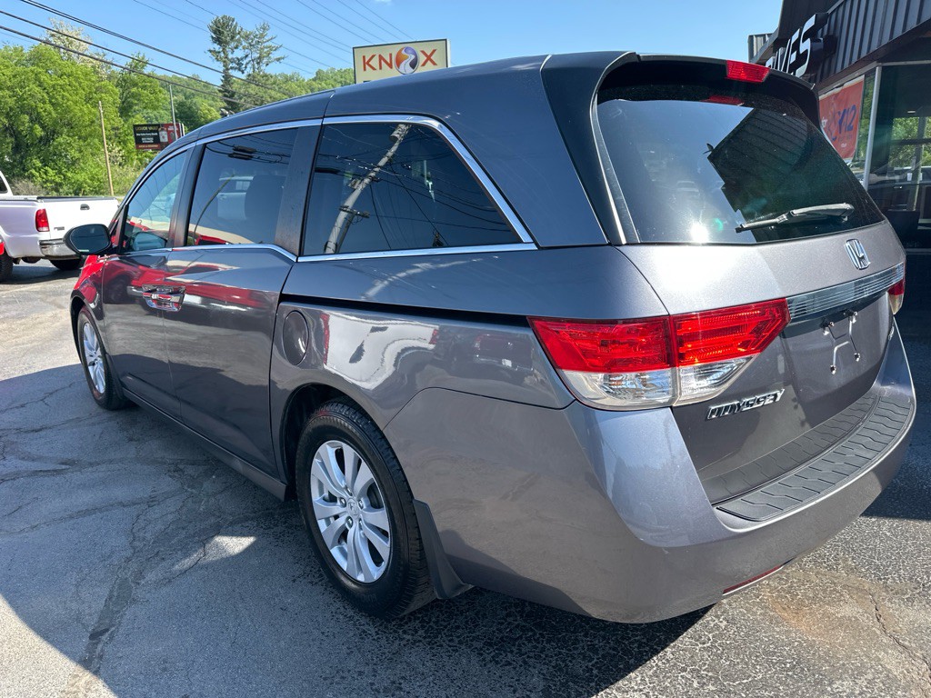 2016 Honda Odyssey Image 2