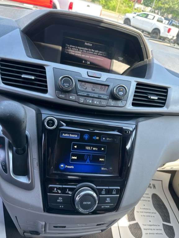 2016 Honda Odyssey Image 19