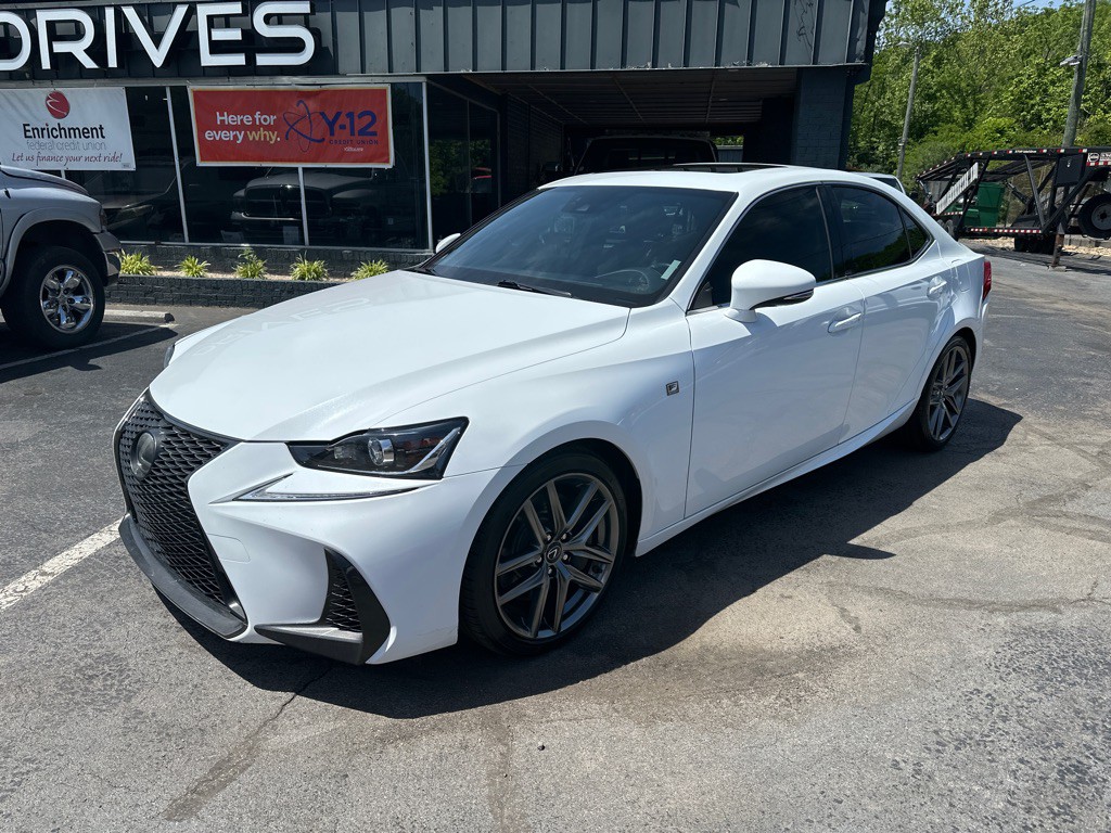 2017 Lexus IS Image 1