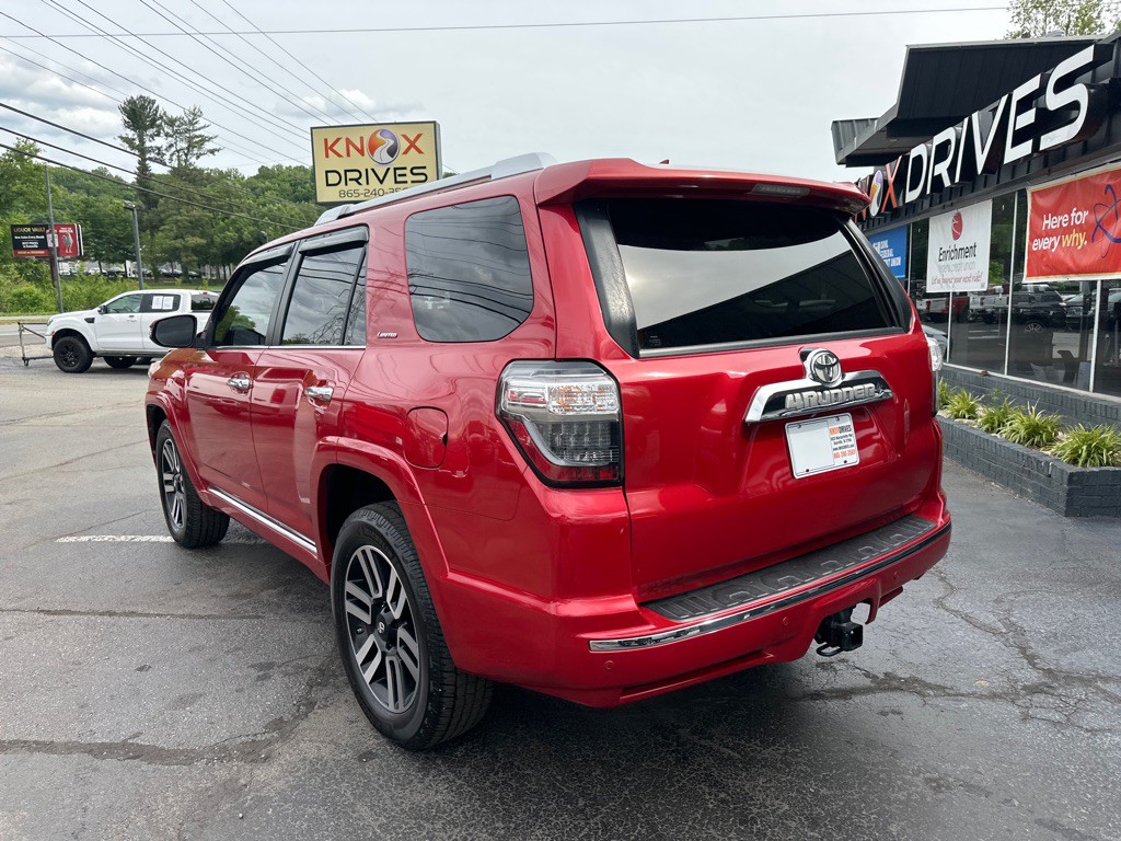 2015 Toyota 4Runner Image 2