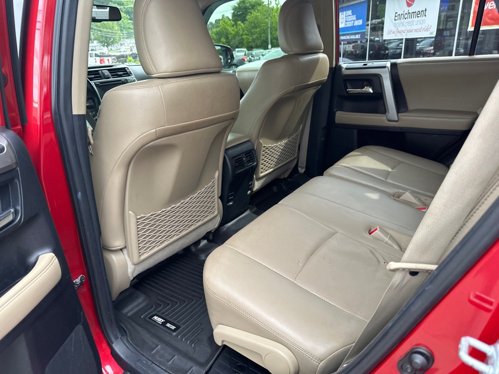 2015 Toyota 4Runner Image 14
