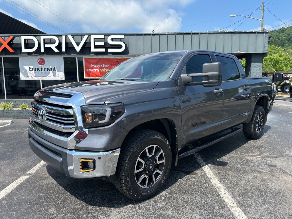 2016 Toyota Tundra Image 1