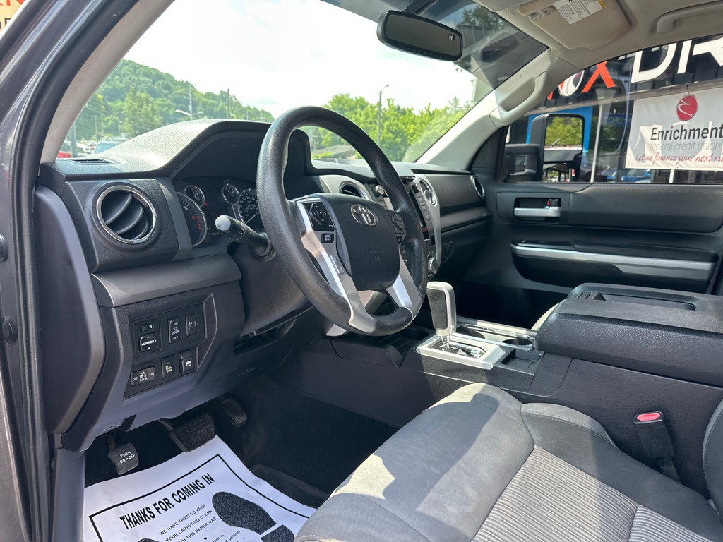 2016 Toyota Tundra Image 14
