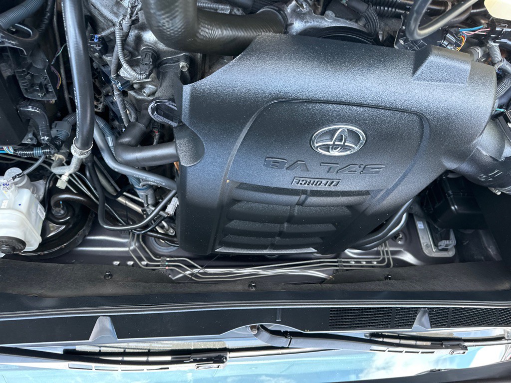 2016 Toyota Tundra Image 18