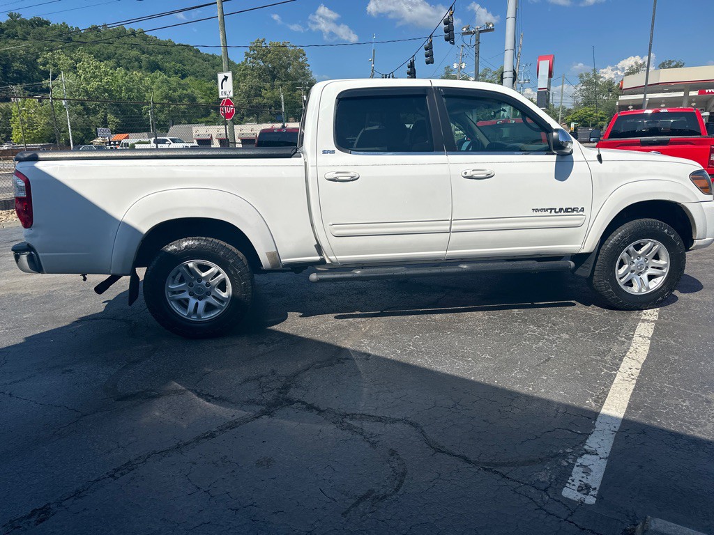 2005 Toyota Tundra Image 4